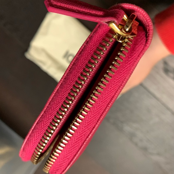 Fendi Wallet - Picture 6 of 6